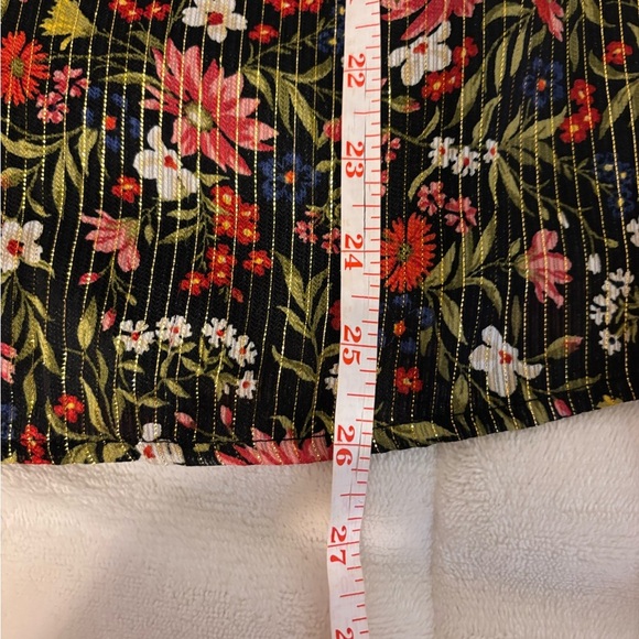 Old Navy Black Ruffled Blouse with Mandarin Collar - Picture 4 of 7